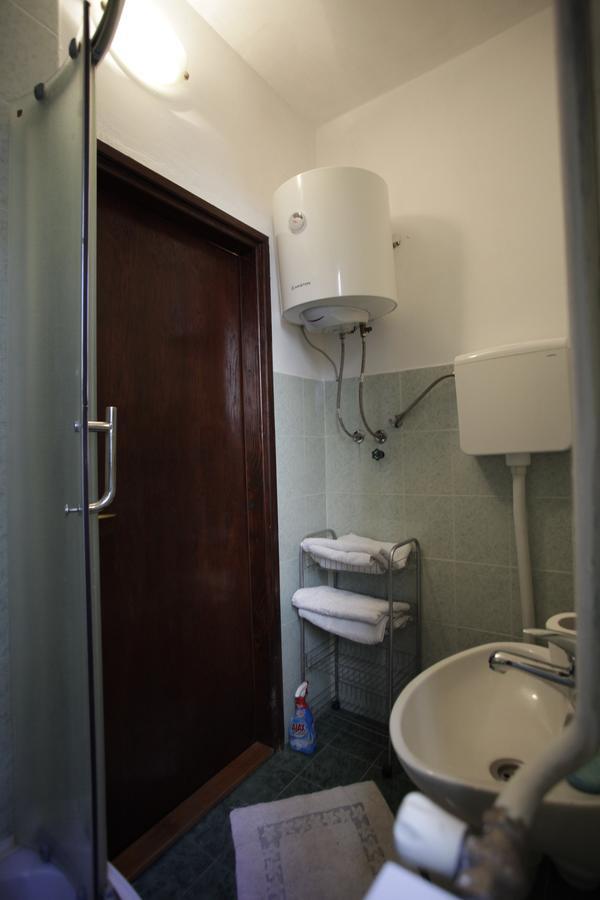 Studio Hram Белград Екстериор снимка